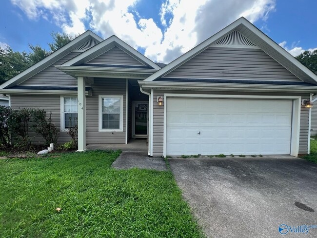Building Photo - 104 Maple Valley Dr