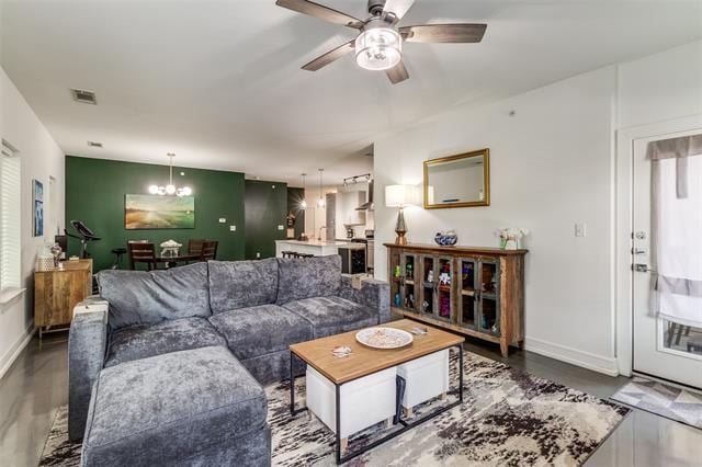 Building Photo - 5710 McCommas Blvd