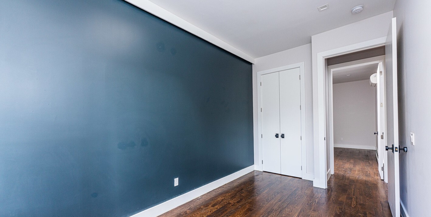 Building Photo - 1094 Bedford Ave