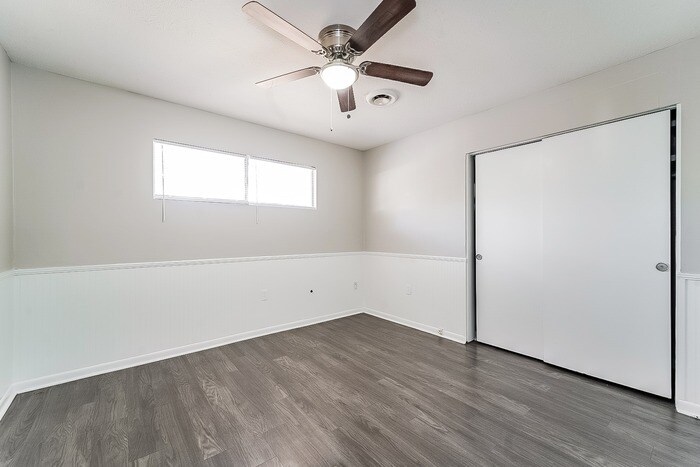 Building Photo - 234 Valley Vista Dr