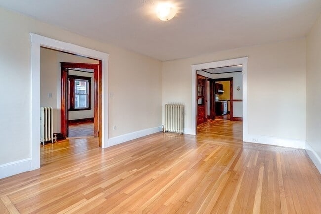 Primary Photo - 103 Fuller St