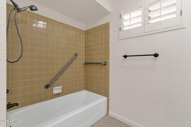 Building Photo - 12323 E Appaloosa Pl