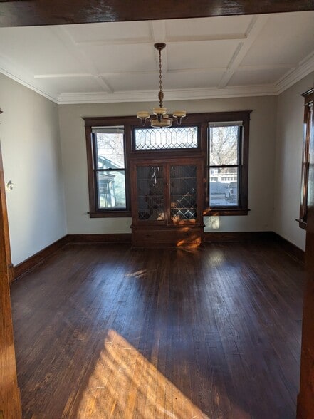 Dining Room - 1116 S Glass St