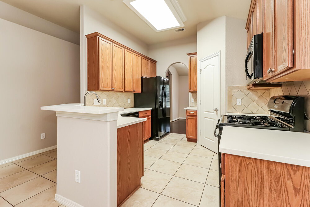 Building Photo - 969 Oak Lynn Dr