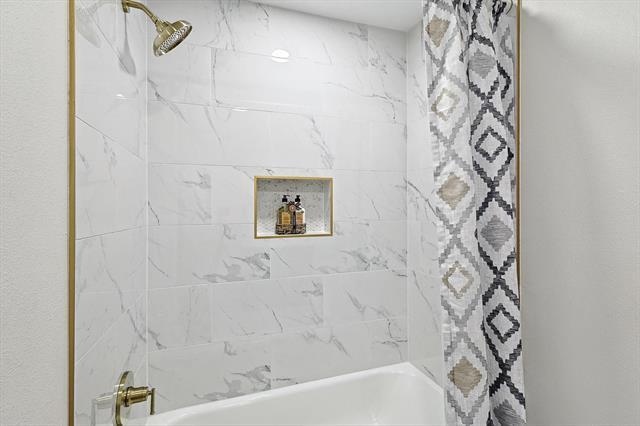 Building Photo - 3018 Gayle Dr