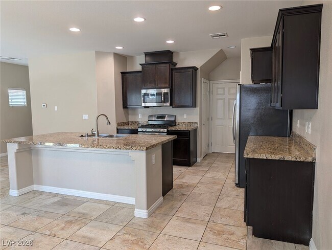 Building Photo - 6891 Dragonfly Rock St