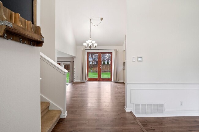 Building Photo - Spacious 5 Bed 3 Bath Home north Spokane with tons to offer