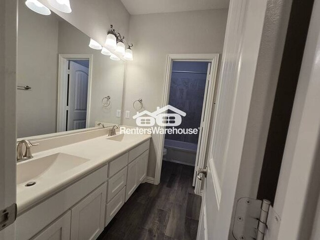 Building Photo - MOVE IN READY - PROSPER TX - 4BEDS 3BATHS