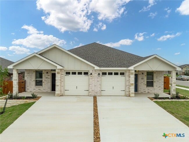Building Photo - 5101 Rose Petal Ct