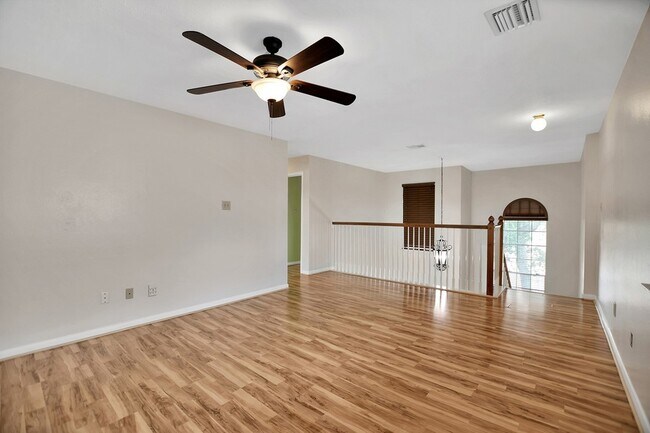 Building Photo - 2939 Sailors Moon Dr