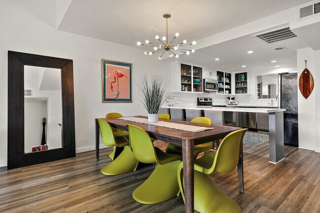 Building Photo - 27 Cll Encinitas