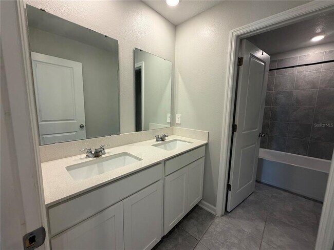 Building Photo - 2331 Burney Fls Ln