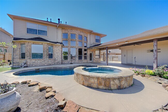 Building Photo - 21606 Firemist Way