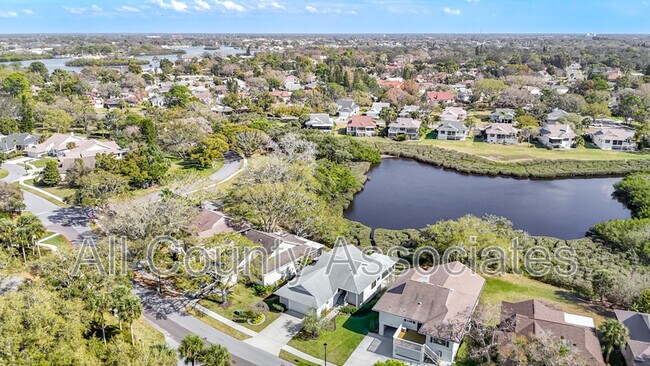 Building Photo - 1007 S Pointe Alexis Dr