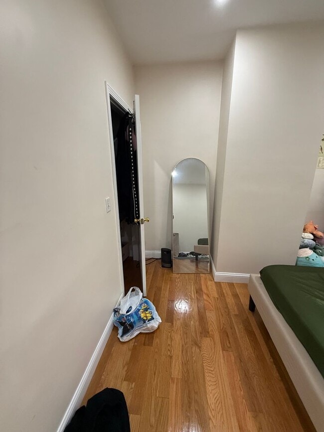 Building Photo - No Brokers Fee, Heat, Hot Water Included, One Bedroom Unit Plus Extra Room, Pets Friendly