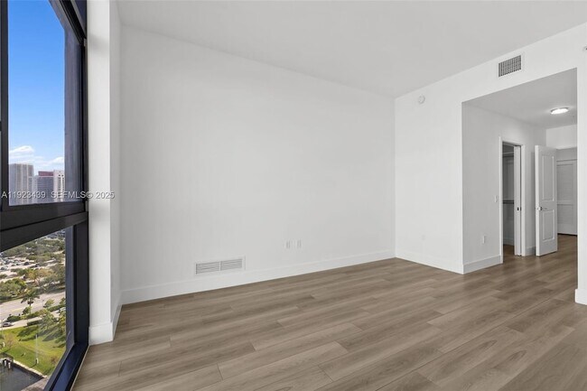 Building Photo - 101 Diplomat Pkwy