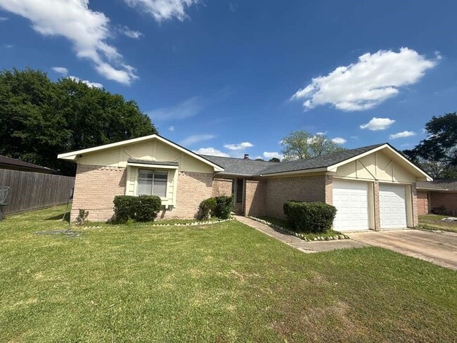 Building Photo - 22602 Fincastle Dr