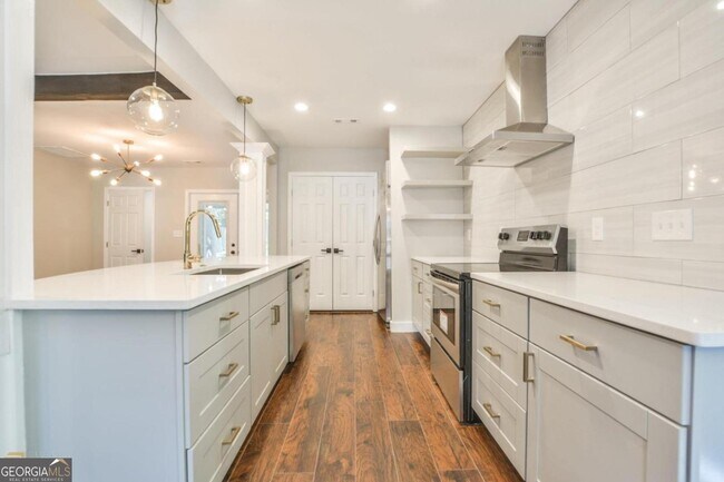 Building Photo - 1391 Kennesaw Dr NW