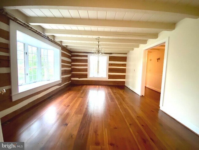 Building Photo - 5080 Harvest Ln