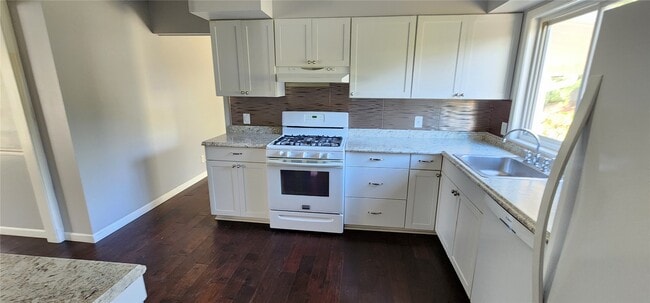 Building Photo - 1145 Mackinac Dr