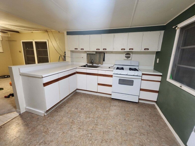 Building Photo - 38748 Calumet Ave