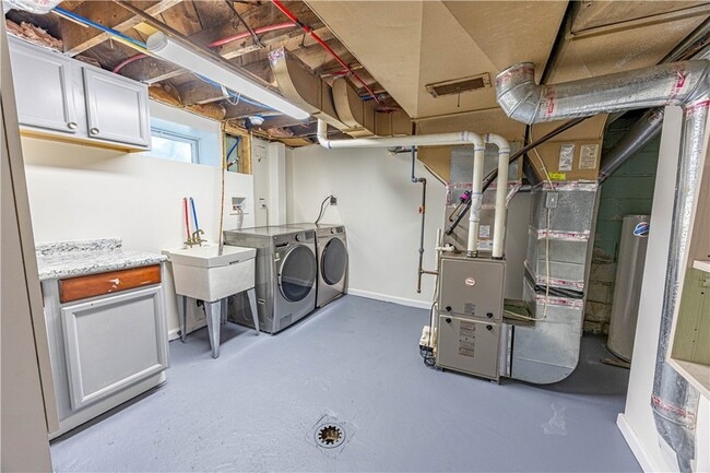 Building Photo - 414 Hochberg Rd