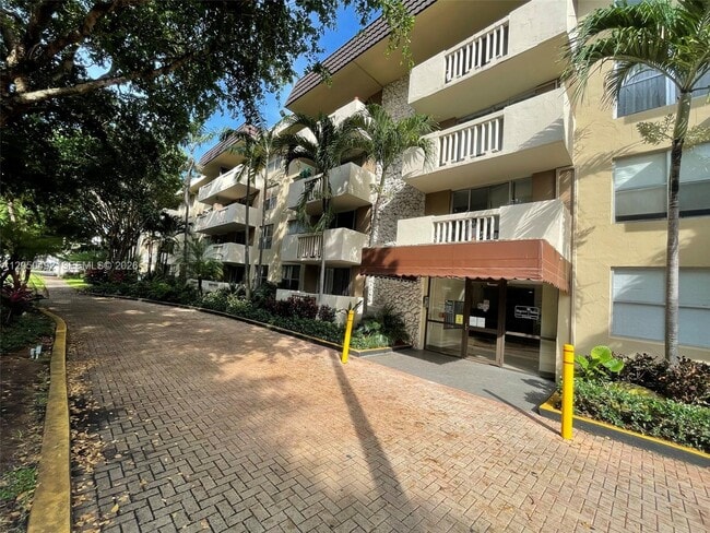 Building Photo - 1800 Sans Souci Blvd