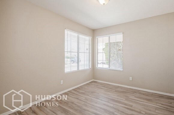 Building Photo - NOW AVAILABLE! - 8347 W Columbine Dr, Peor...
