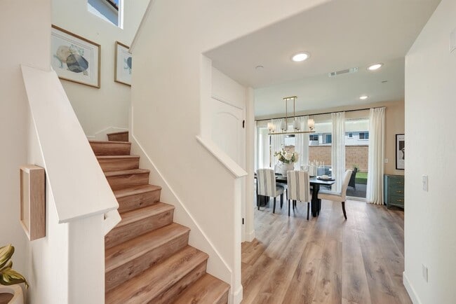 Building Photo - 2133 West Dr