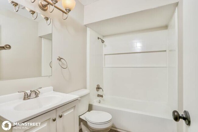 Building Photo - 1 CLARA AVE, ST PETERS, MO 63376