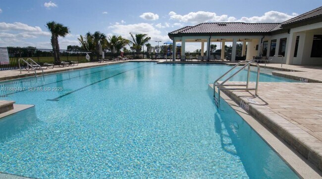 Building Photo - 15004 Palamos Cir