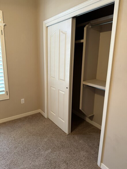 Building Photo - 7470 Sierra Linda Ct