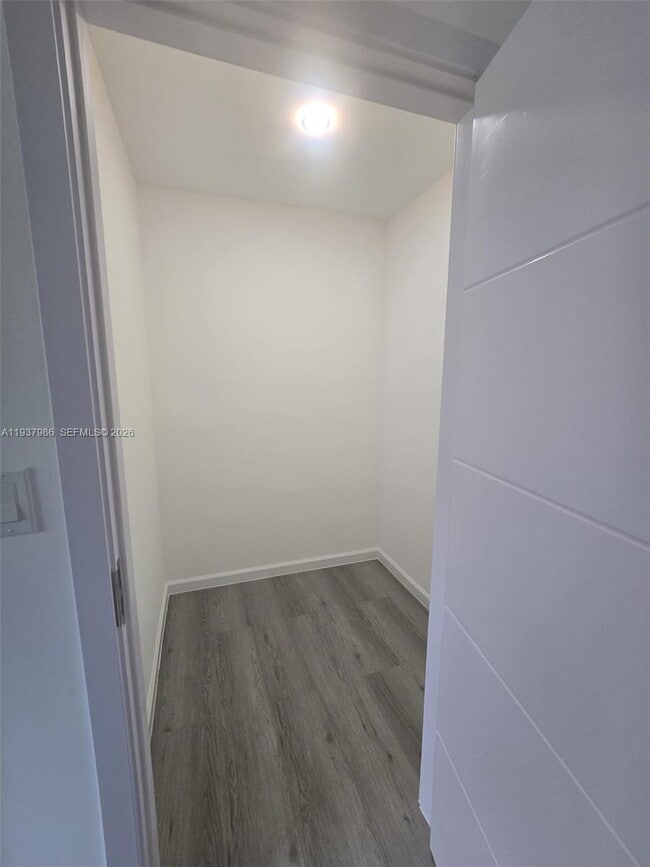 Building Photo - 568 NW 7th St