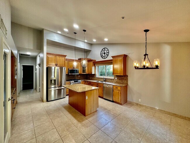 Building Photo - 9071 E Caribbean Ln