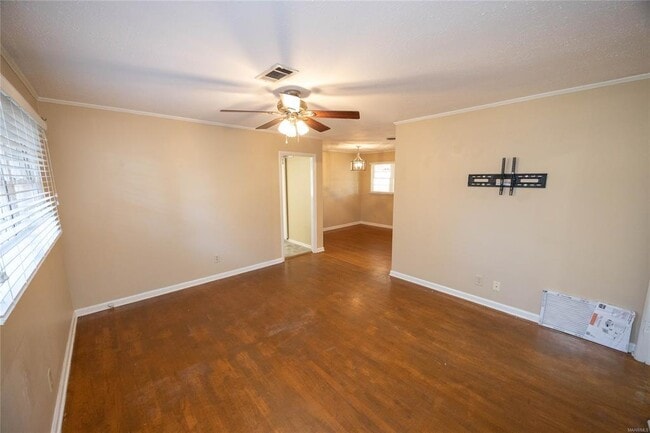 Building Photo - 3418 Milan Dr