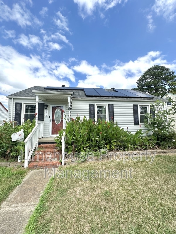 Primary Photo - 809 Cambridge Ave