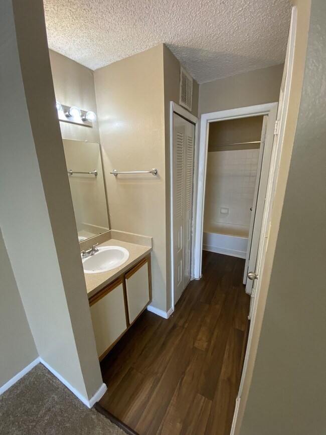 Building Photo - Modern 1-Bedroom Apartment with Amenities in Altamonte Springs