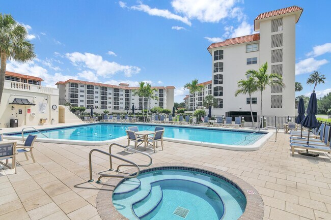 Building Photo - 2871 N Ocean Blvd