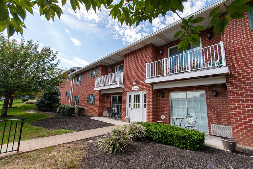 The Meadows at Lehigh 3310 East Blvd Bethlehem PA 18017 Apartment