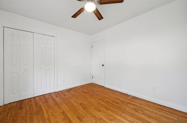 Building Photo - 1757 Lafayette Dr