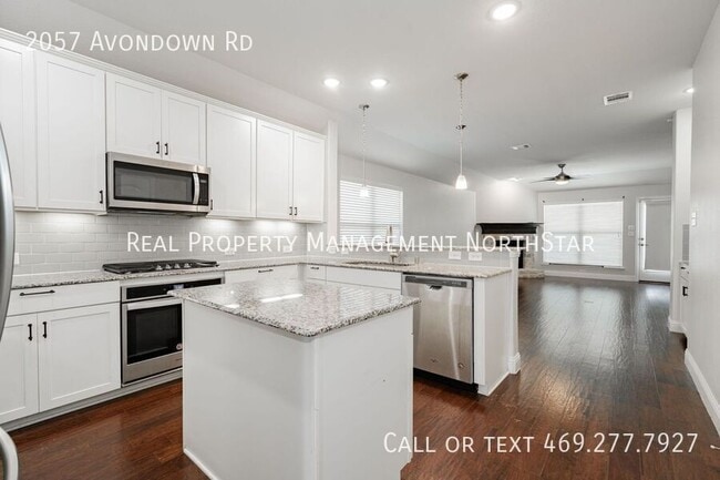 Building Photo - 2057 Avondown Rd