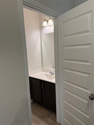 Building Photo - 409 Saddle Ln