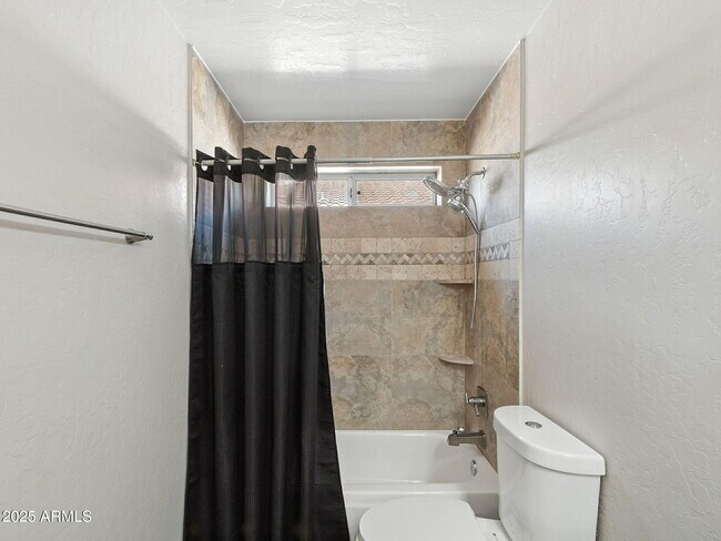 Building Photo - 3535 E Covina St
