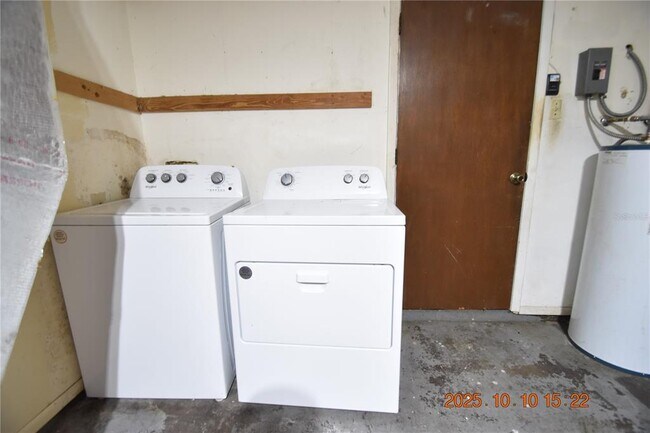 Building Photo - 2509 E Stanley Matthew Cir