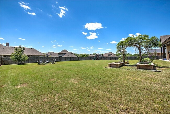 Building Photo - 1007 Bendelow Dr