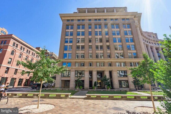 Building Photo - 701 Pennsylvania Ave NW