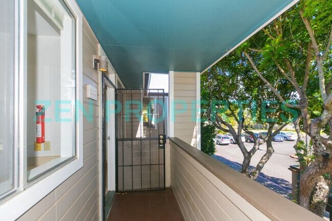 Building Photo - 1 bdrm / 1 bath 2nd floor unit at Mililani...