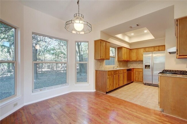 Building Photo - 8304 Bradford Edward Cove