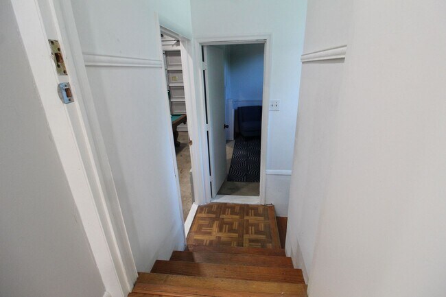 Building Photo - Bright & Spacious 2-Bedroom Home in Massanutten