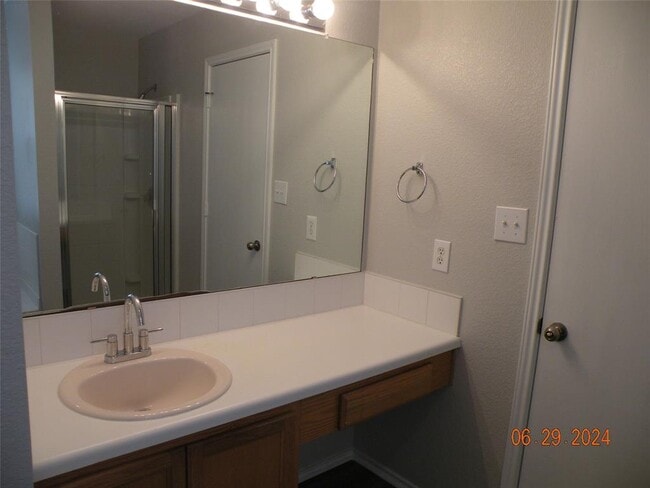 Building Photo - 3308 Etheredge Dr